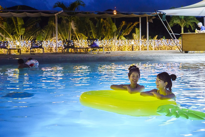 オリエンタルホテル 沖縄リゾート＆スパ、宿泊者限定のナイトプール開催！