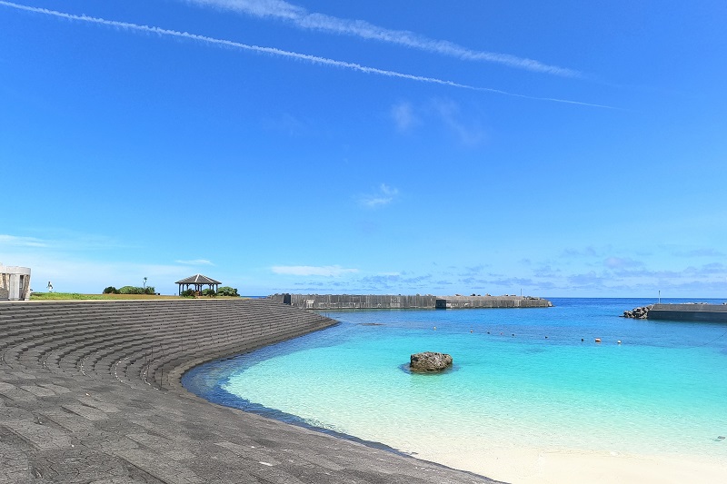 【小野津ビーチ】喜界島のファミリーにもぴったりなシャワー付き海水浴場