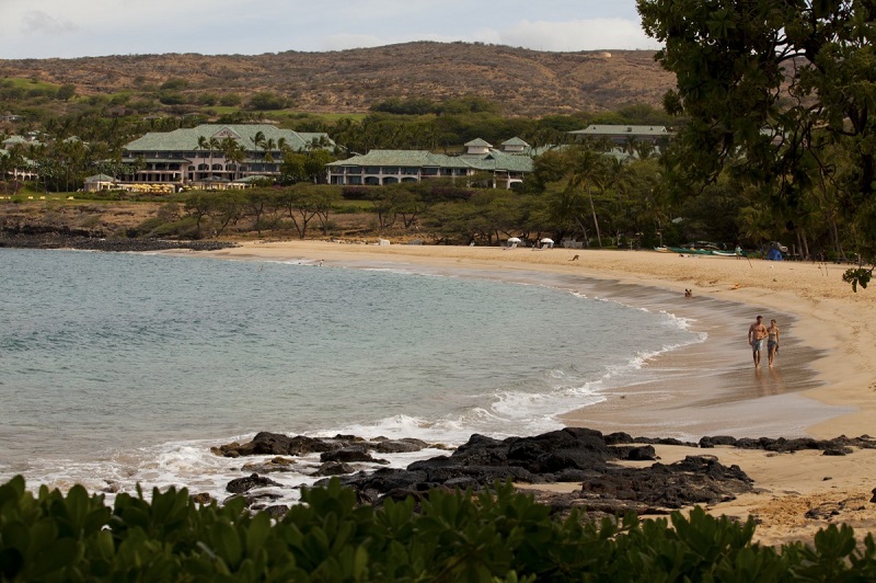 フロポエ・ビーチ | ハワイ・ラナイ島の全米ベスト・ビーチに選ばれたビーチ
