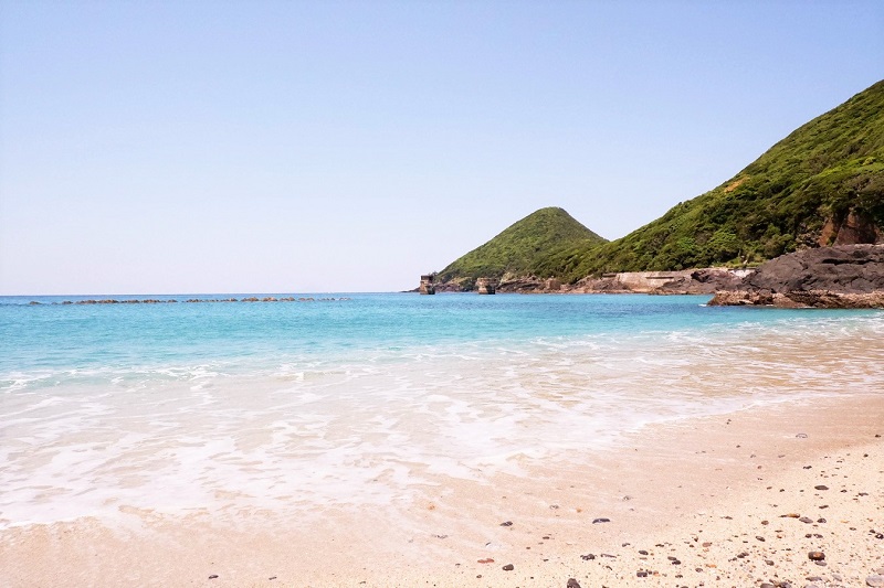 【一湊海水浴場】屋久島で海水浴やダイビングに人気のビーチスポット