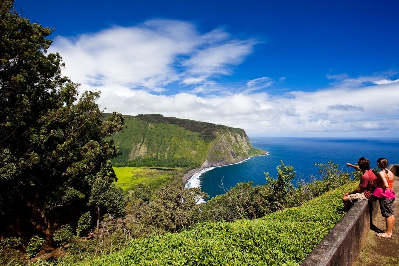 ワイピオ渓谷展望台 | ハワイ・ハワイ島にあるカメハメハ大王ゆかりの地