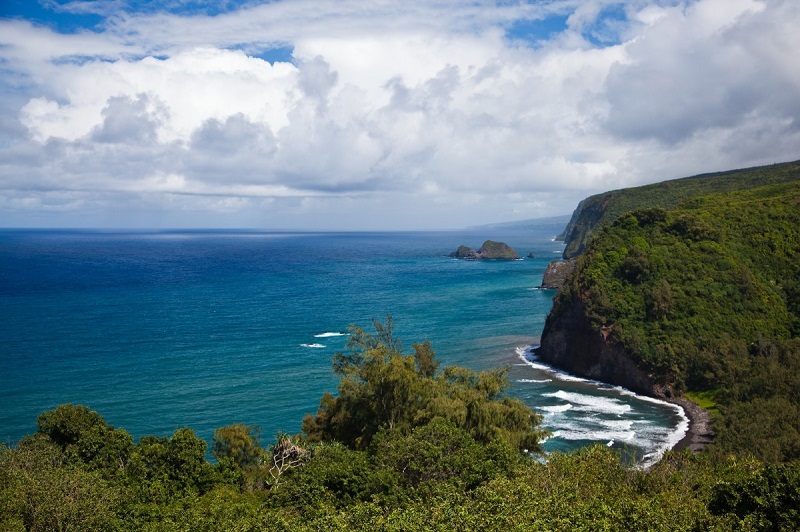 【ポロル渓谷展望台】ハワイ島の最北端に位置する渓谷