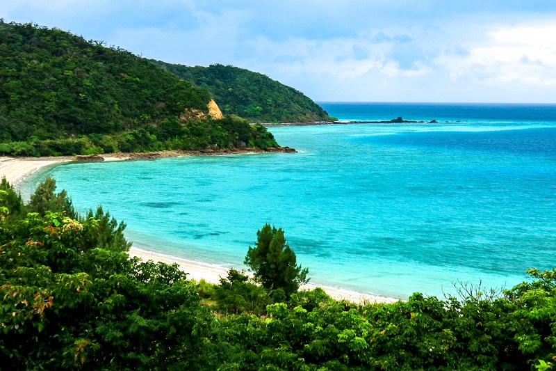 【倉崎海岸】シュノーケリングもできる奄美大島で人気のビーチ