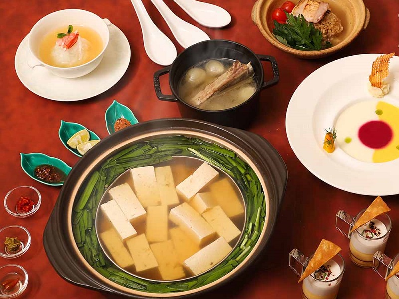 ルネッサンス リゾート オキナワ、シェフ8名による心温まる地産地消のスープ料理