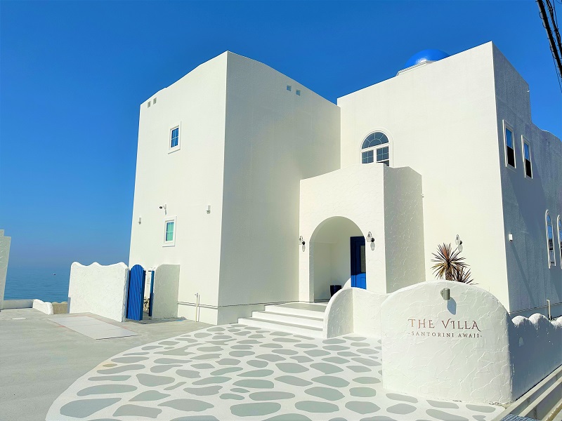 淡路島にまるで海外リゾートのような1棟貸し高級ヴィラ「THE VILLA -SANTORINI AWAJI-」オープン！