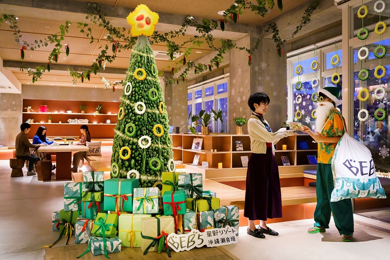 星野リゾート BEB5沖縄瀬良垣、ユニークなイベント「BEBゴーヤクリスマス」今年も開催