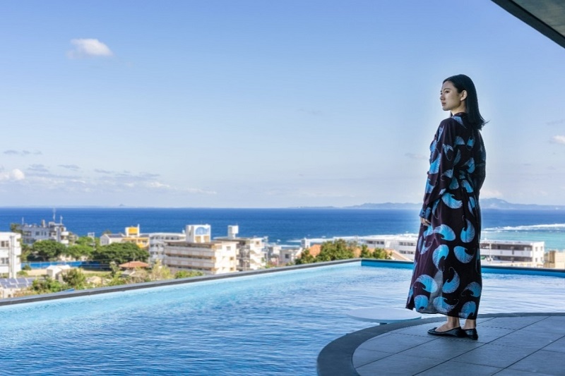 グランディスタイル 沖縄 読谷 ホテル & リゾート、大人のためのライフスタイルリゾートへ