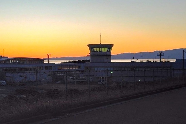 伊豆大島_八丈島空港ターミナルビル株式会社_島職