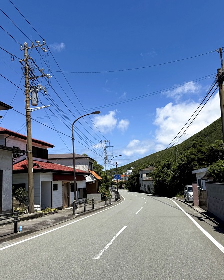 三宅島_社会福祉法人三宅島あじさいの会・街並み_島職