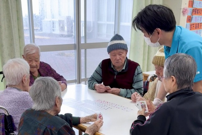 三宅島_社会福祉法人三宅島あじさいの会・仕事風景_島職