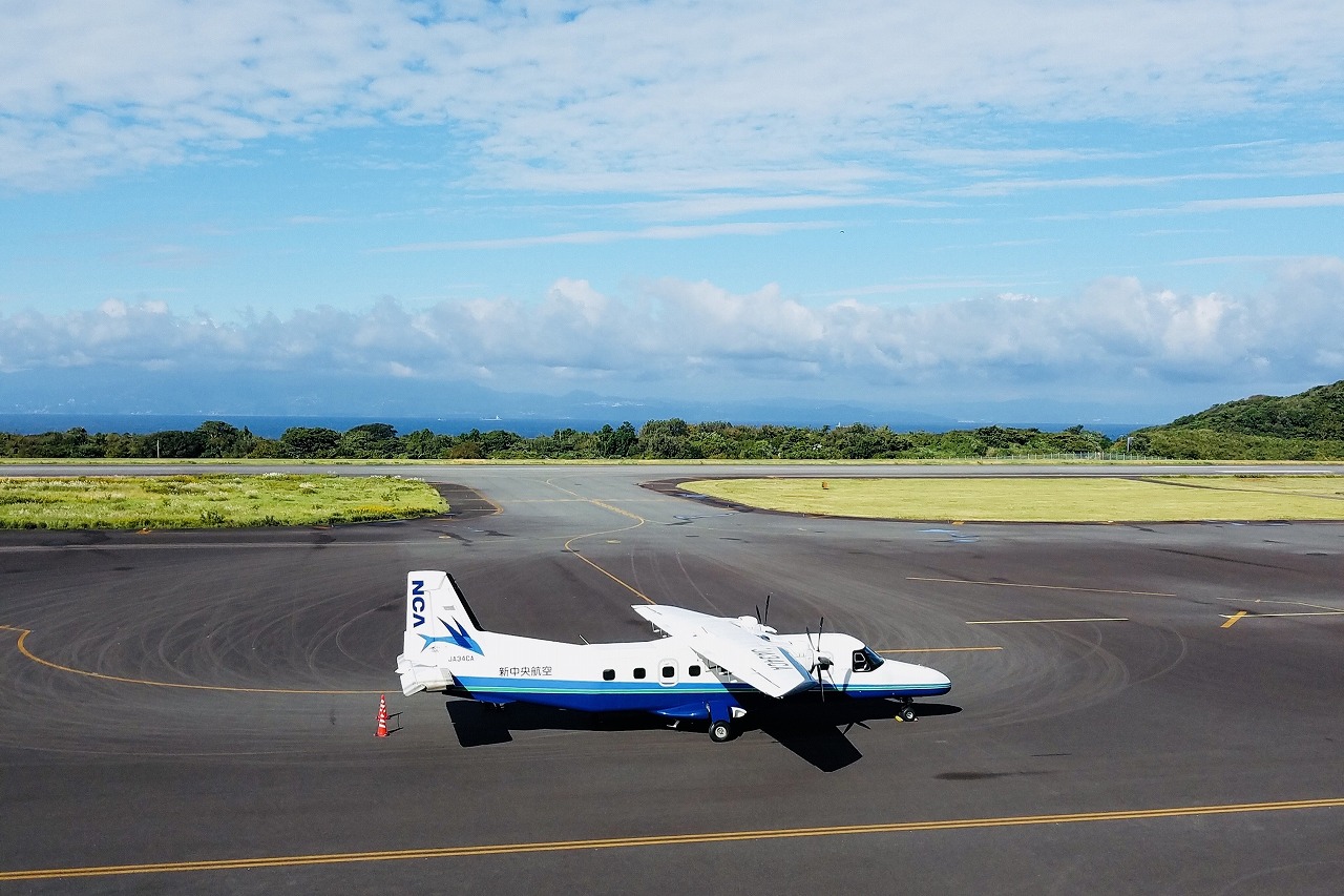 伊豆大島‗株式会社サトウ・セスナ‗島職