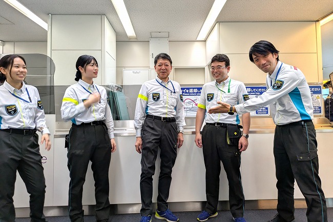 八丈島_株式会社セノン・集合写真_島職