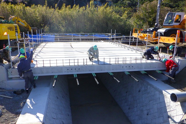 三宅島・御蔵島_三宅島建設工業株式会社_島職