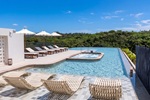 沖縄・恩納村_「BLISSTIA SUITES & RESORT 沖縄恩納村」